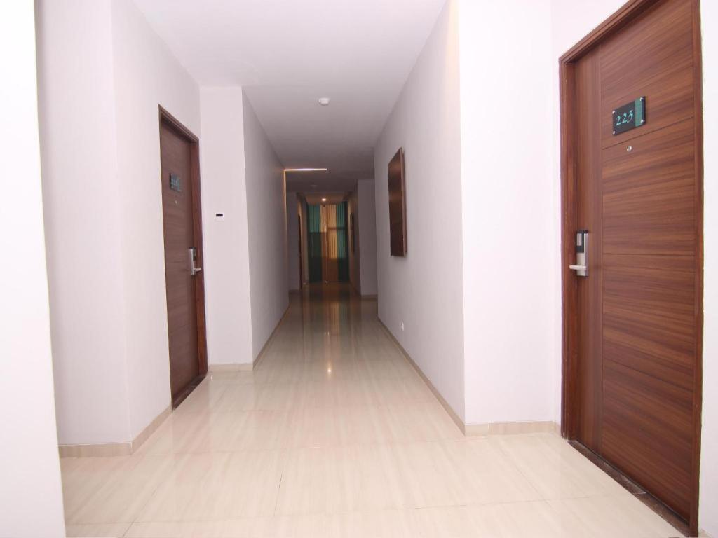 Hotel Grand Amira Solo, Azana Collection