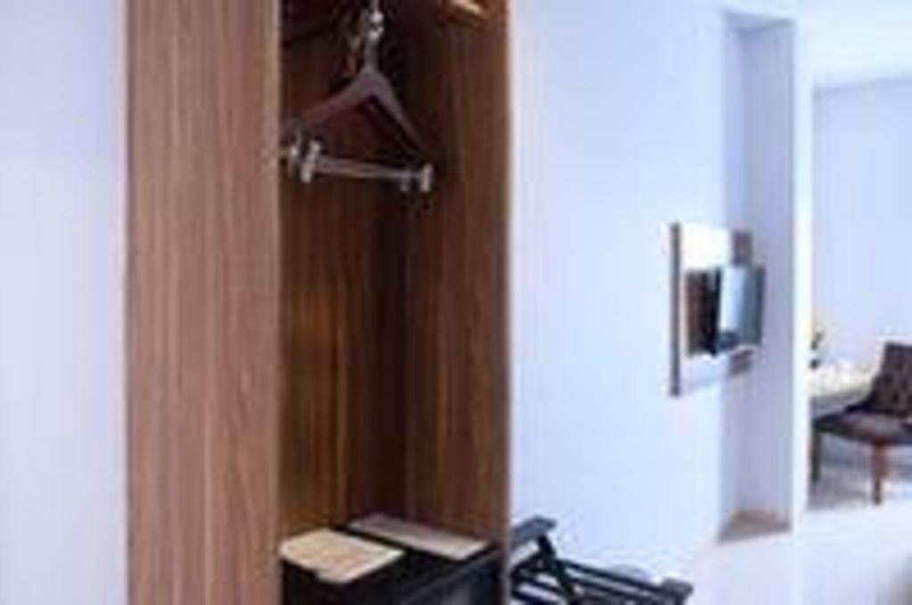Grand Amira Solo, Azana Collection Hotel