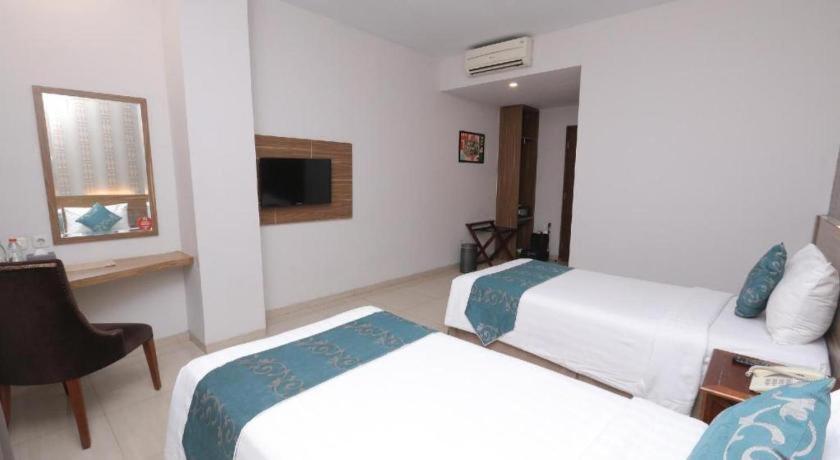 Grand Amira Solo, Azana Collection 2* Surakarta (Solo)