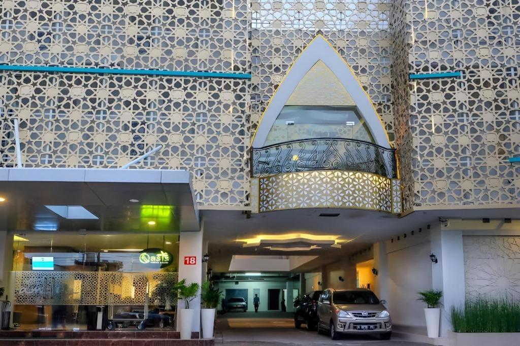 Grand Amira Solo, Azana Collection Hotel